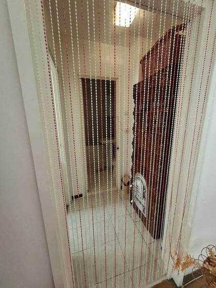 Apartament cu 2 camere semidecomandat în Moldova Nouă