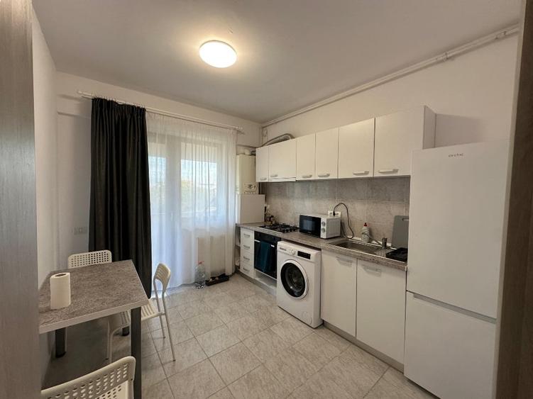 Apartament cu 2 camere decomandat, mobilat în Tomis Nord