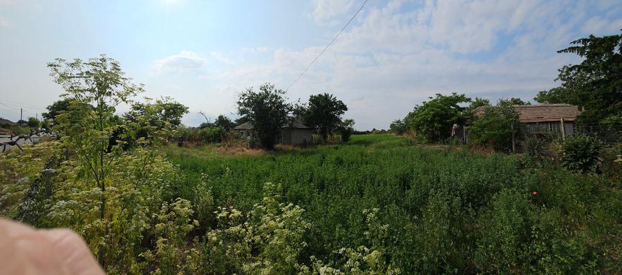 Teren Construcții intravilan de 5465 mp, în Topraisar