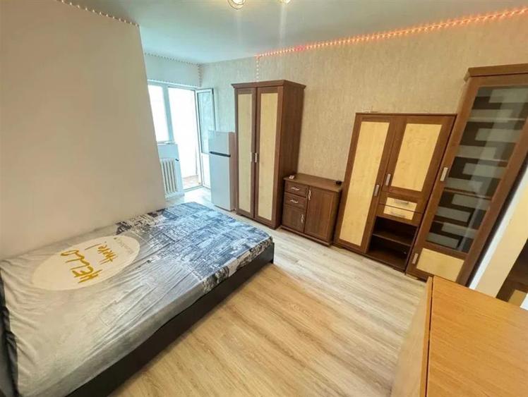 Garsonieră decomandată în Nicolina