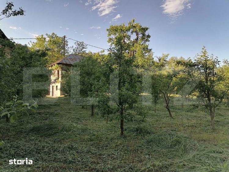 Casă cu 2 camere cu Teren 1000 Mp în Voinești