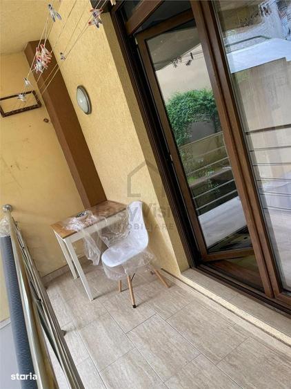 Apartament cu 3 camere în Crângași