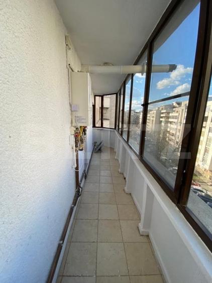 Birou, de 80 mp, în Central