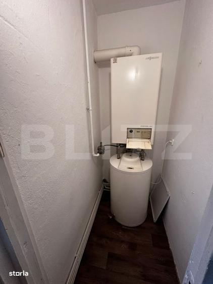 Apartament cu 4 camere decomandat în Micro 15