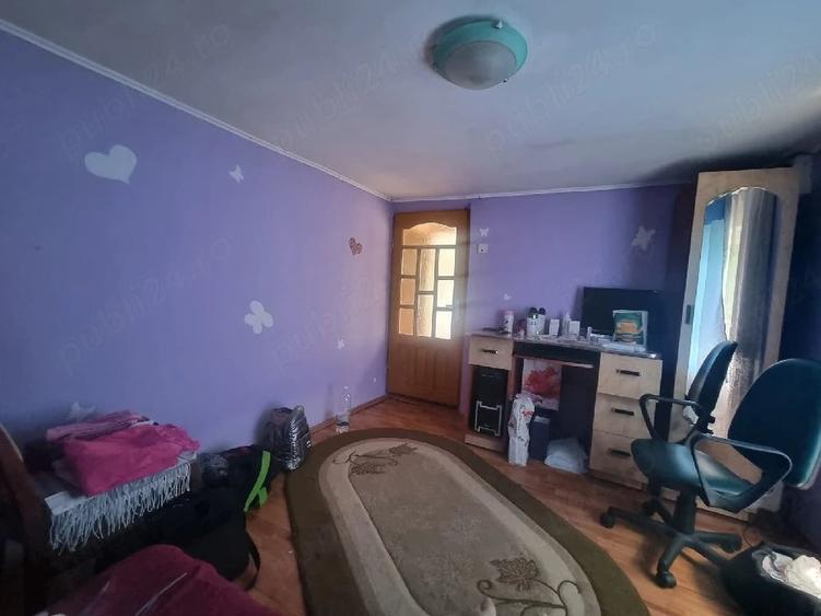 Casă cu 3 camere cu Teren 4300 Mp în Ionești