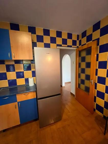 Apartament 2 camere decomandat Ozana/ 1 decembrie 1918 15 min metrou - 10