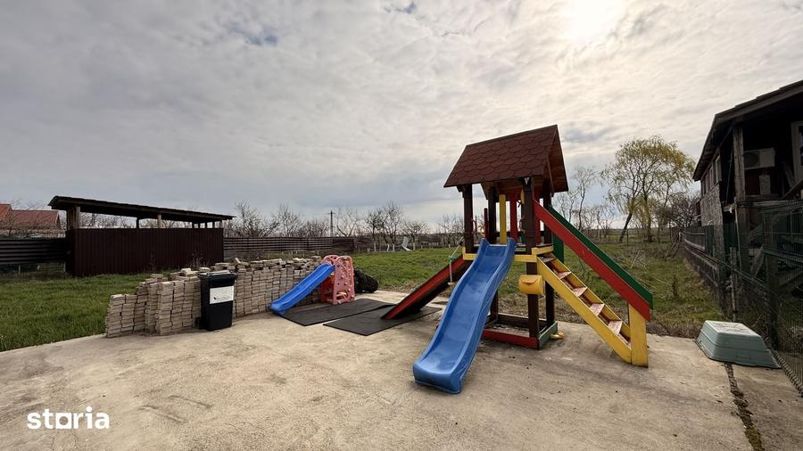 Casă cu 6 camere cu Teren 1836 Mp în Dudeștii Noi