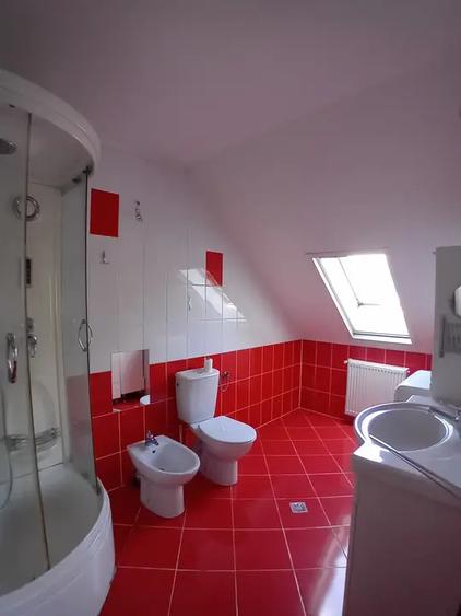 Casă individuală cu 5 camere cu Canalizare în Mogoșoaia