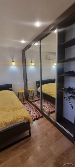 Apartament cu 2 camere semidecomandat, mobilat în Cișmigiu
