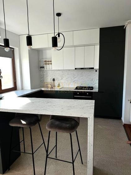 Apartament cu 3 camere decomandat, mobilat în Torontalului