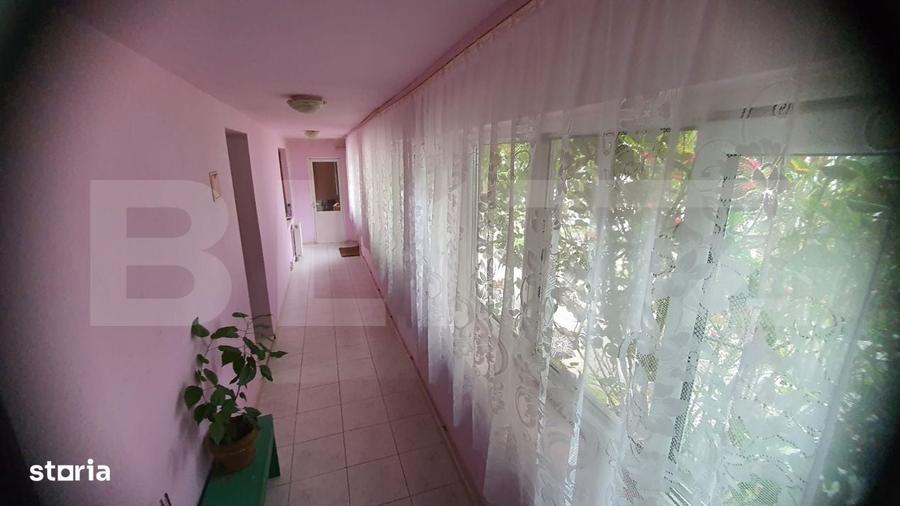 Casă cu 2 camere cu Teren 445 Mp în Piața Centrală