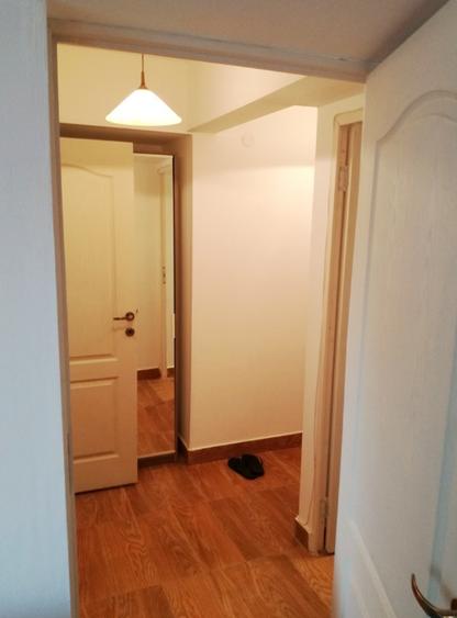 Apartament cu 2 camere semidecomandat în Universitate