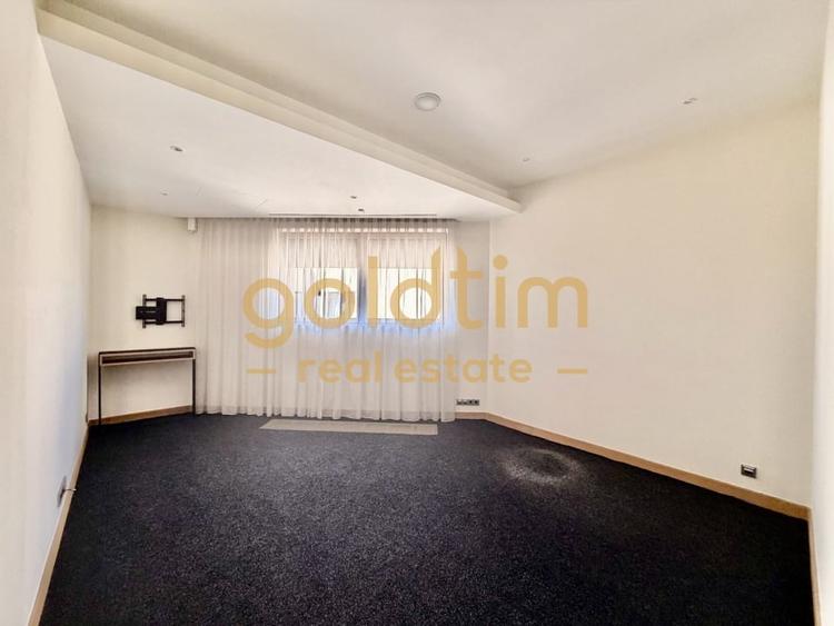 Apartament cu 5 camere decomandat, mobilat în Primăverii