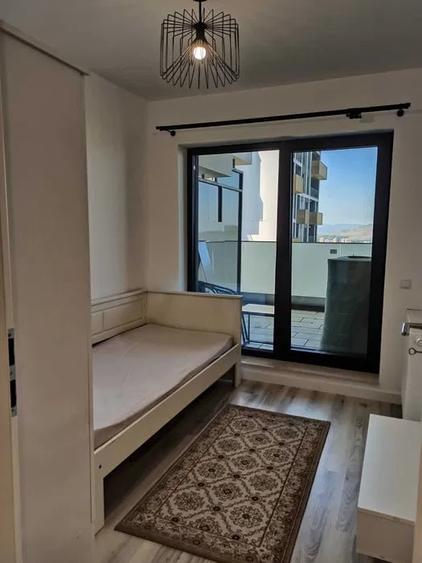 Apartament cu 3 camere semidecomandat în Zorilor