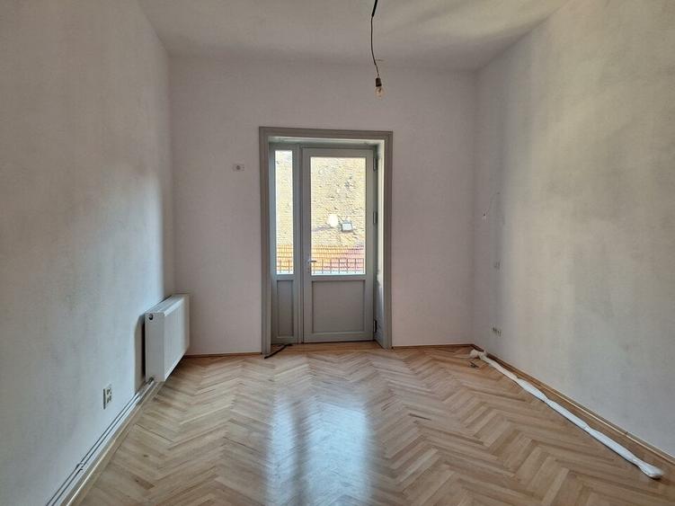 DE INCHIRIAT  RENOVAT ULTRACENTRAL, PRET NEGOCIABIL - 15