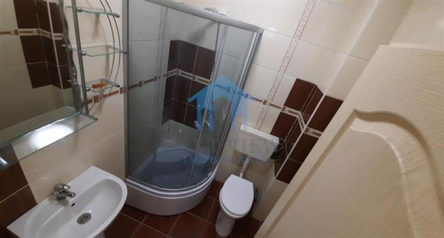 Apartament cu 3 camere decomandat în Zorilor