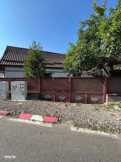 Casă cu 3 camere cu Teren 250 Mp în Baciu