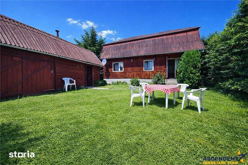 Casă cu 3 camere cu Teren 1360 Mp în Lunca