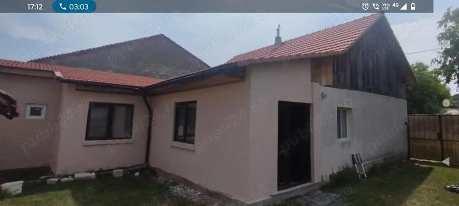 Casă cu 3 camere cu Teren 1630 Mp în Copăcele