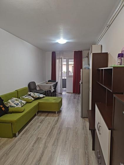 Inchiriere apartament 2 camere et.1 str.Mosilor - 2