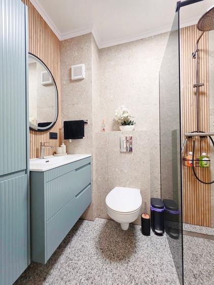 Apartament cu 2 camere decomandat, mobilat în Titan