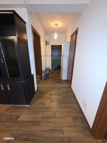 Apartament cu 3 camere semidecomandat în Chiajna