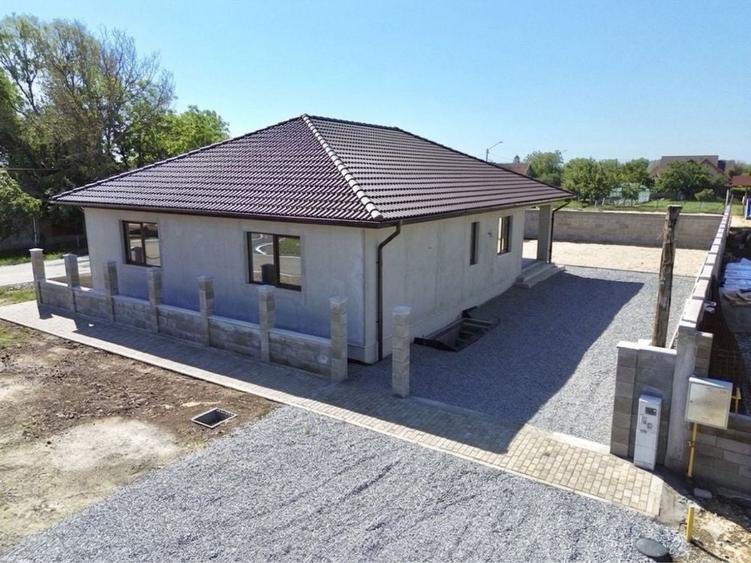 Casă cu 4 camere în Central
