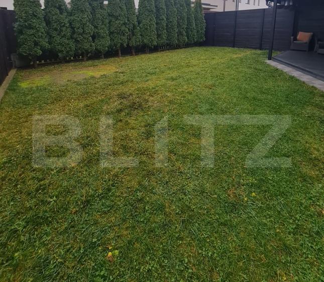 Duplex cu 5 camere cu Canalizare în Florești