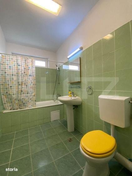 Apartament cu 3 camere semidecomandat în Câmpului