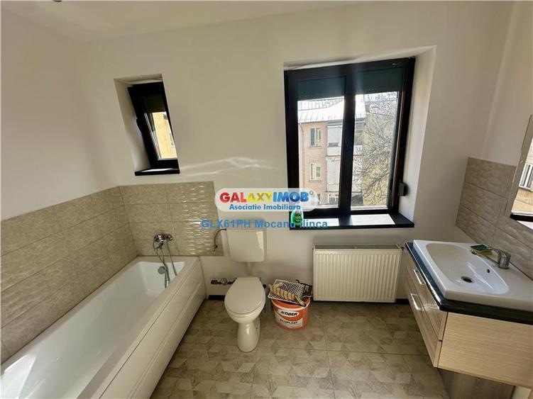Apartament cu 3 camere decomandat, mobilat în Ultracentral