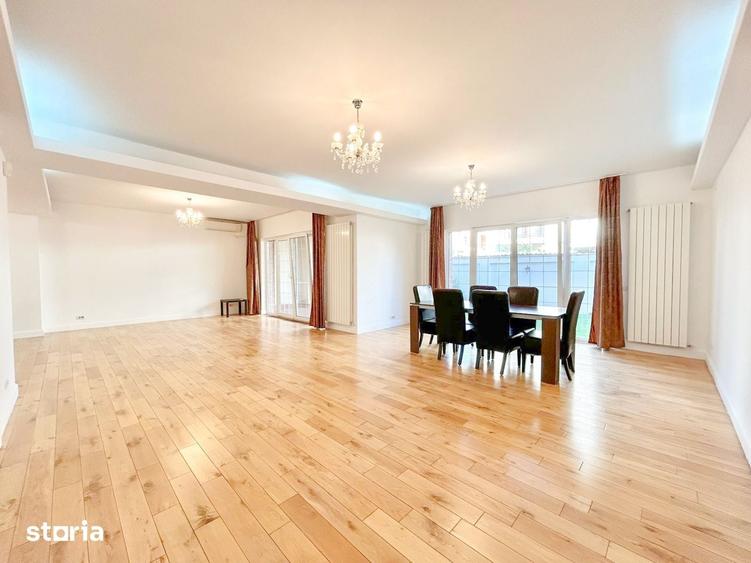 Casă cu 6 camere cu Teren 350 Mp în Central