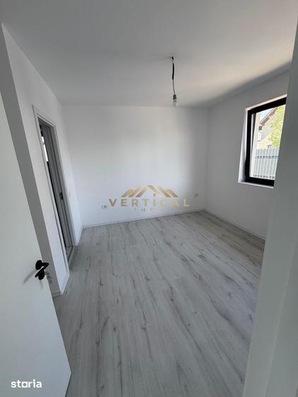 Casă cu 4 camere cu Teren 315 Mp în Vidra