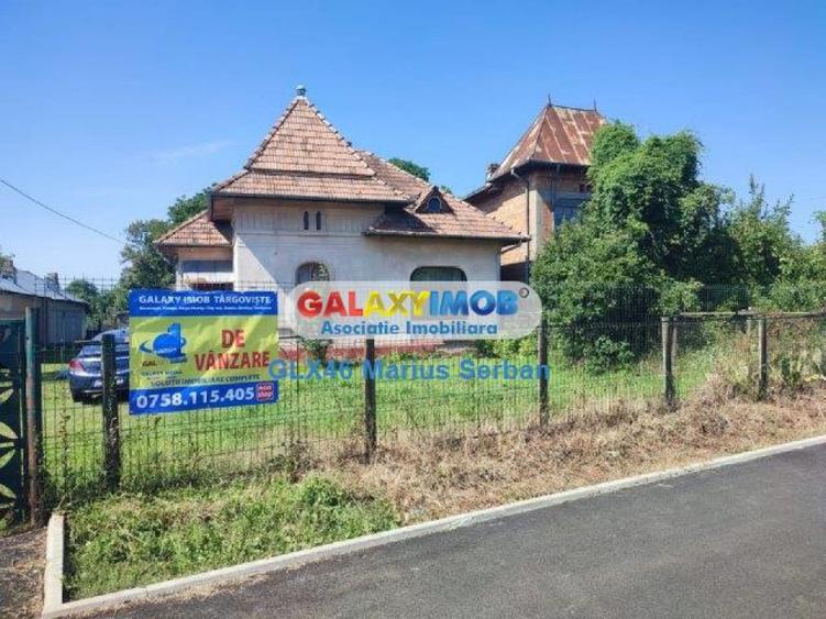 Casă cu 3 camere cu Teren 2354 Mp în Răzvad