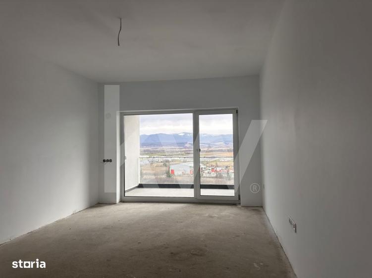 Apartament cu 3 camere în Cristian