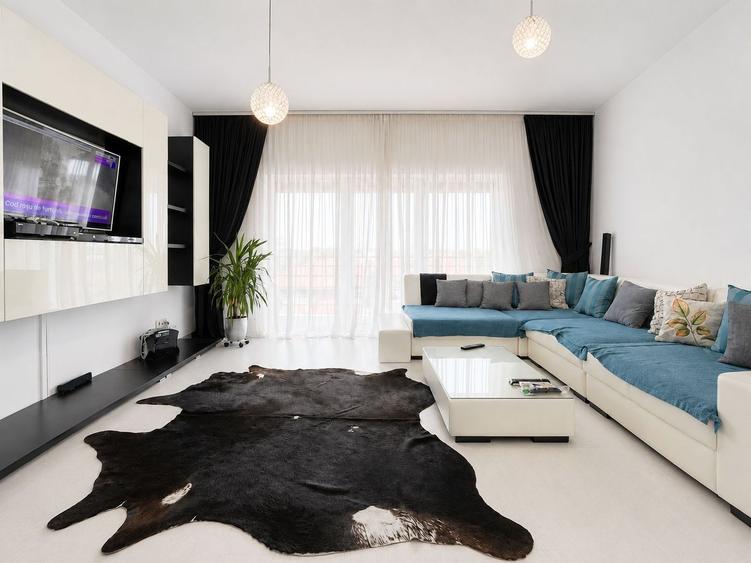 Apartament cu 3 camere decomandat, mobilat în Lipovei