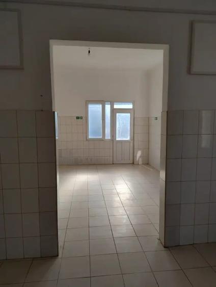 Spațiu comercial, de 40 mp, în Central