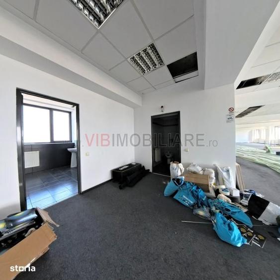 Spațiu comercial, de 400 mp, în Central