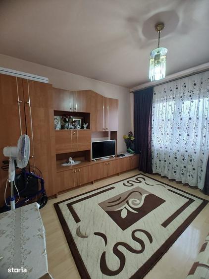 Apartament cu 2 camere decomandat în Deve