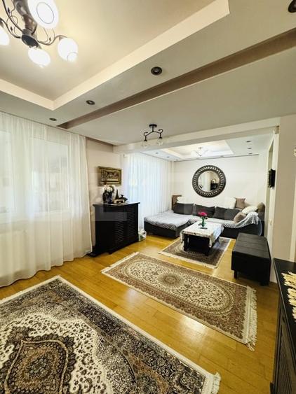 Duplex cu 4 camere cu Canalizare în Florilor