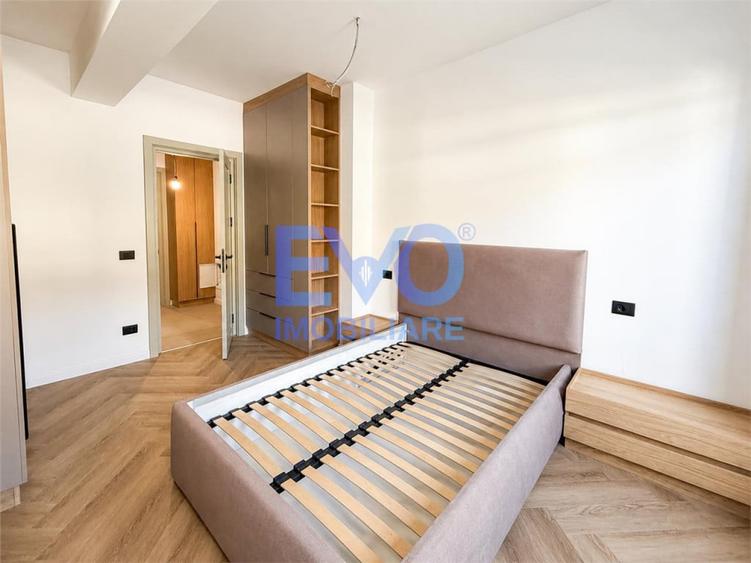 Apartament cu 3 camere decomandat în Galata