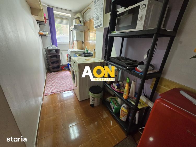 Apartament cu 3 camere decomandat în Cetate