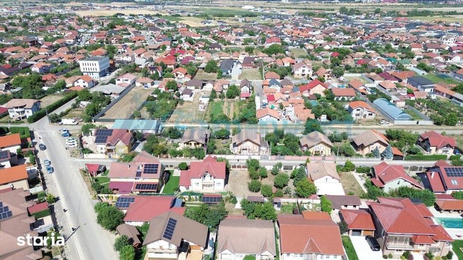 Casă cu 5 camere cu Teren 572 Mp în Sântandrei