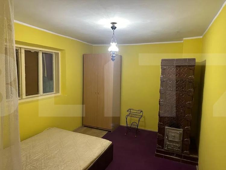 Casă individuală cu 3 camere cu Canalizare în Broscăuți