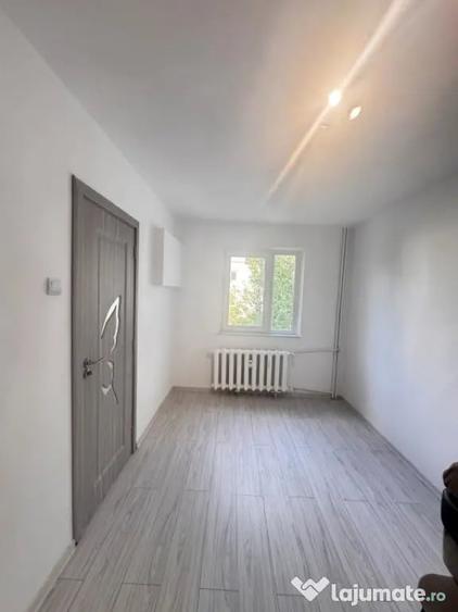 Apartament cu 3 camere nedecomandat în Tomis Nord