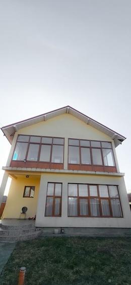Casă cu 4 camere cu Teren 500 Mp în Exterior Vest