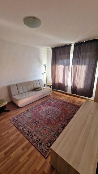 Apartament cu 2 camere decomandat, mobilat în Basarabia