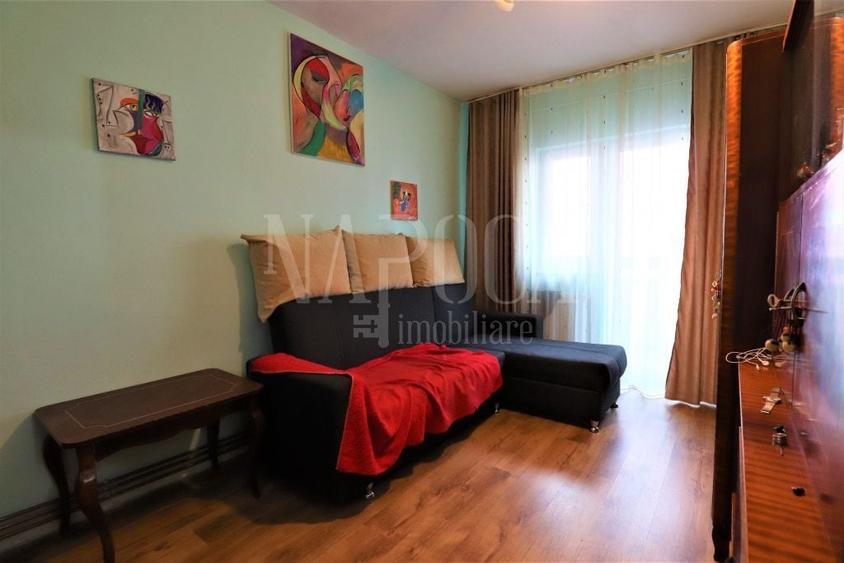 Apartament cu 3 camere decomandat în Între Lacuri