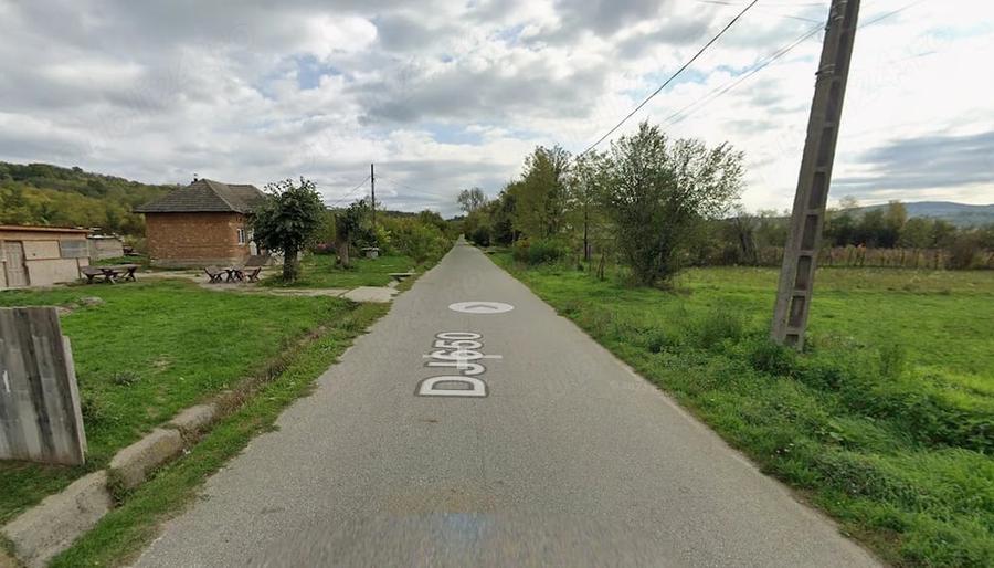 Teren de 2483 mp, în Bunești