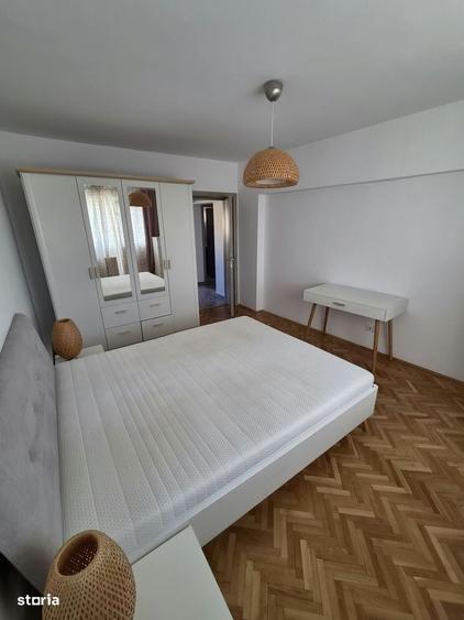Apartament cu 3 camere decomandat în Unirii