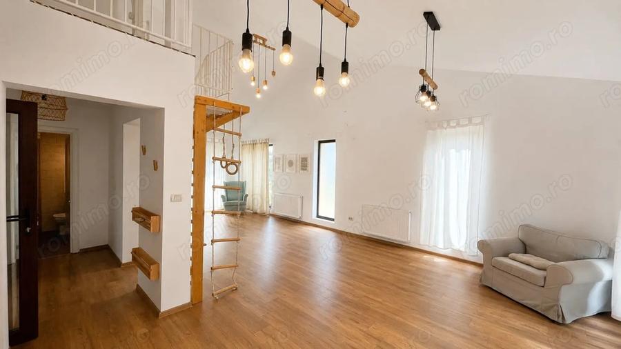 Casă cu 7 camere cu Teren 1800 Mp în Braytim